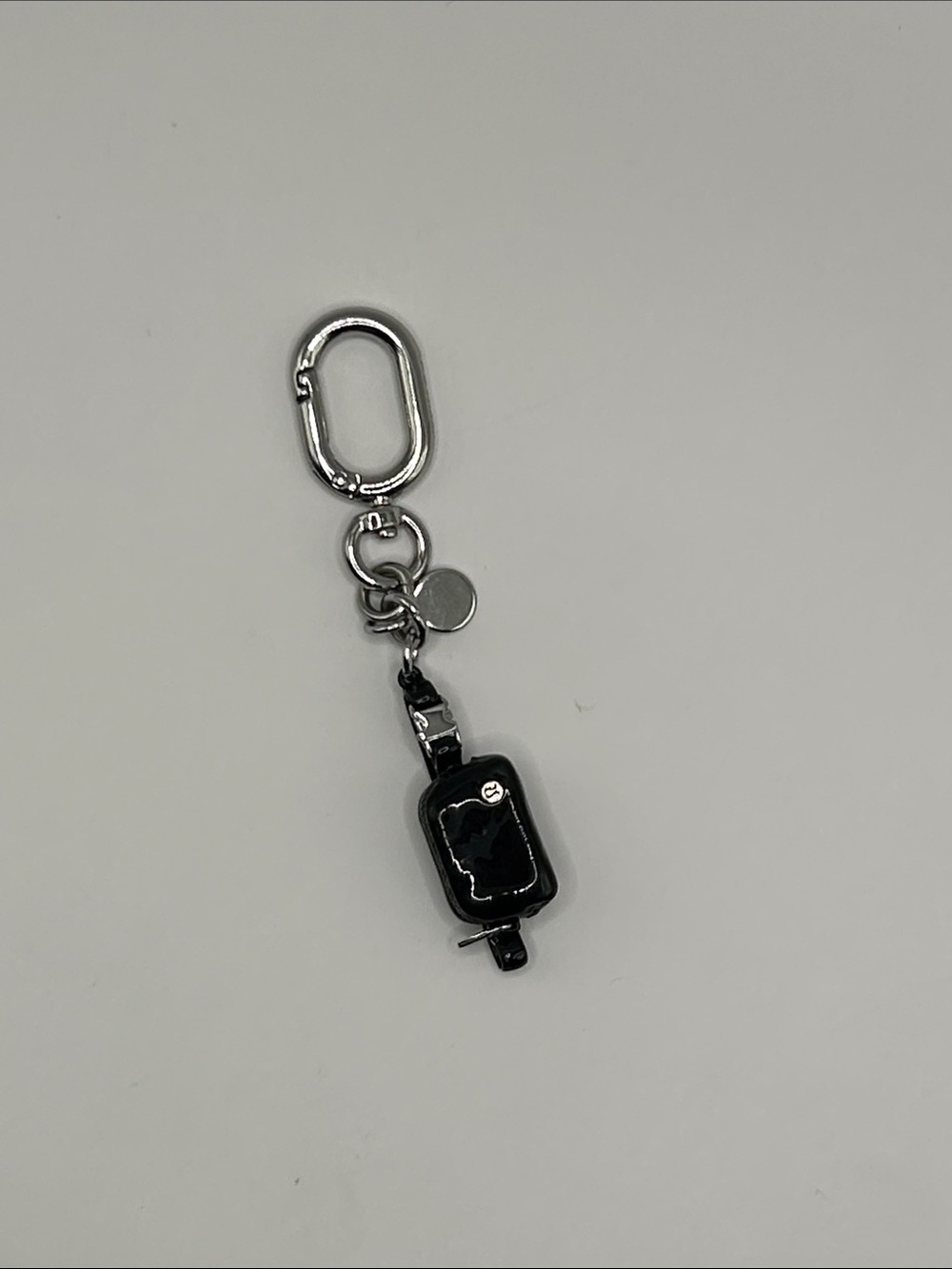 Lulú Lemon Everywhere Belt bag Key Ring/Purse Charm - Picture 2 of 5